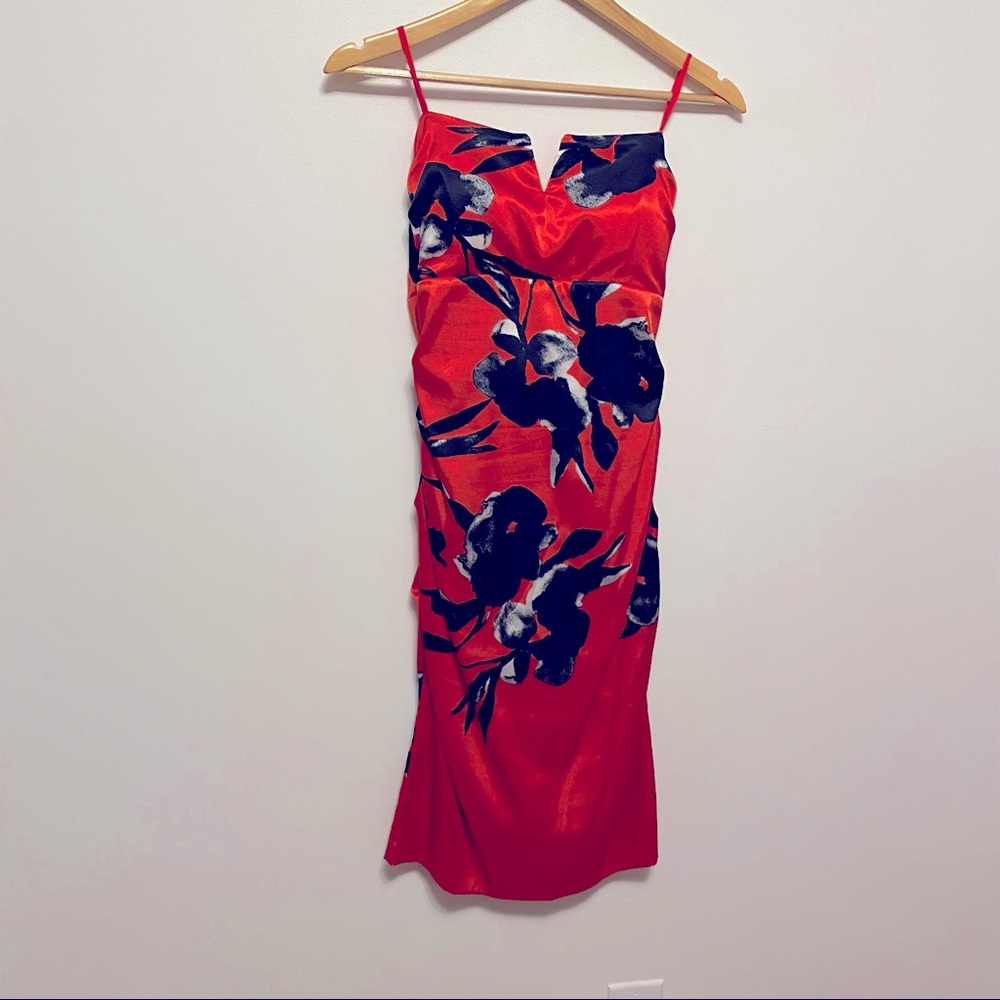 Gorgeous coral strapless with large flower print detail